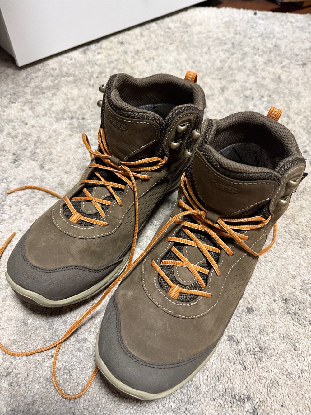 KEEN Brown Leather Hiking Boots with Orange Laces